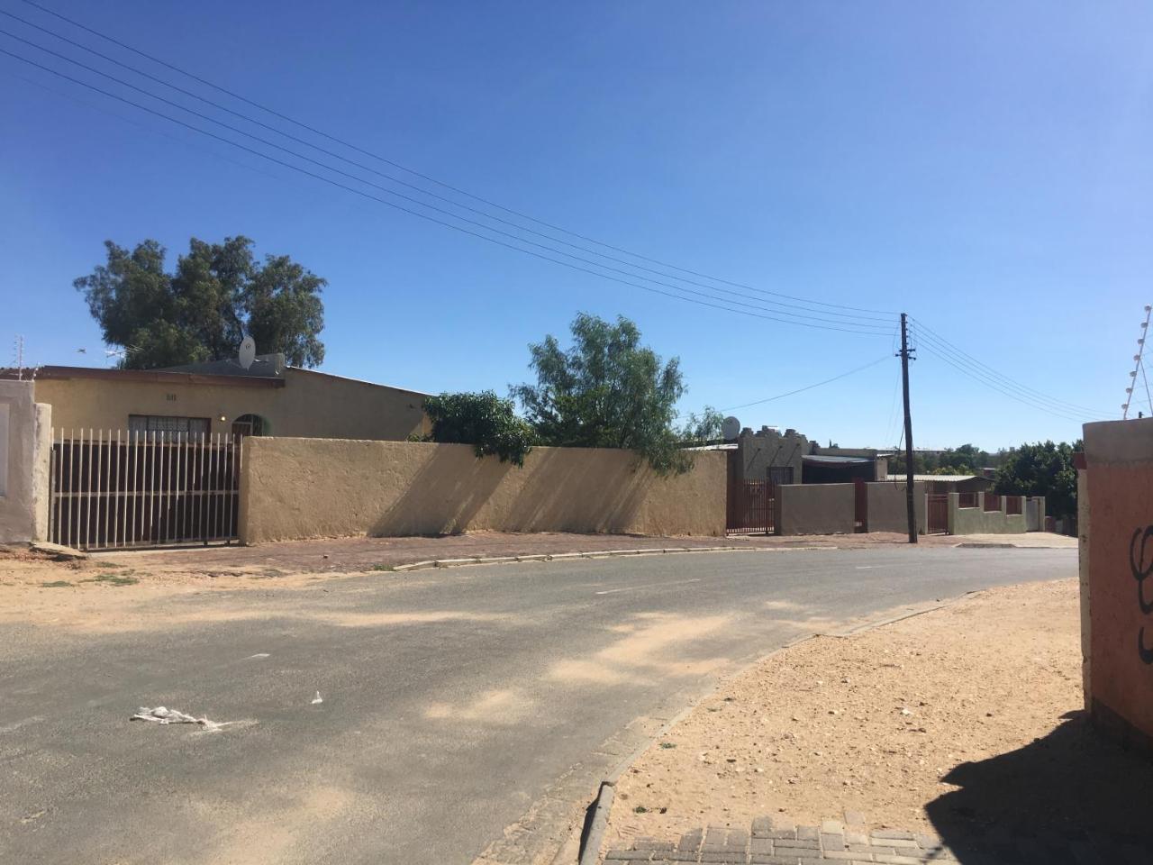 Pandeinge Hotel Windhoek Exterior foto